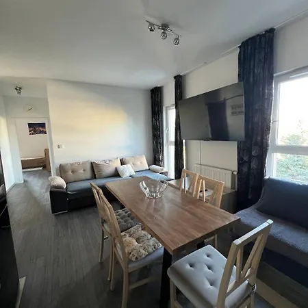 דירה Cracovia Apartment *