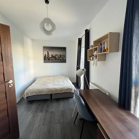 דירה Cracovia Apartment קרקוב